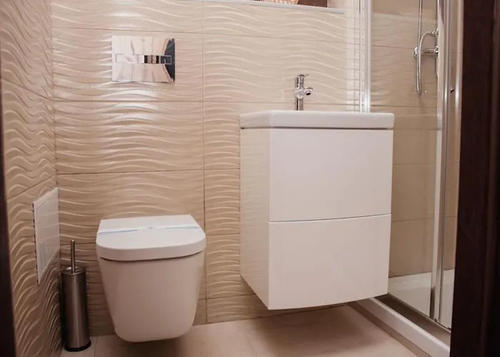 In The Center In The House With Atlantes Апартаменти *