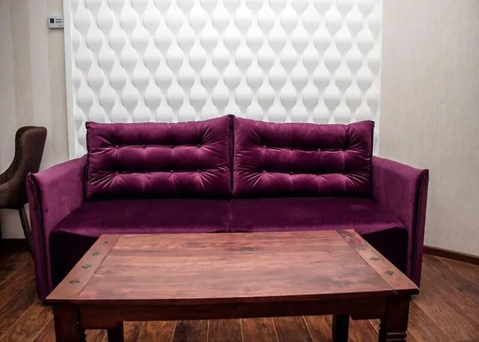 In The Center In The House With Atlantes Апартаменти